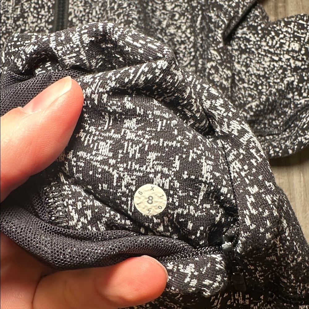 Lululemon Lightly Performance Stretch Jacket - 8 - image 8
